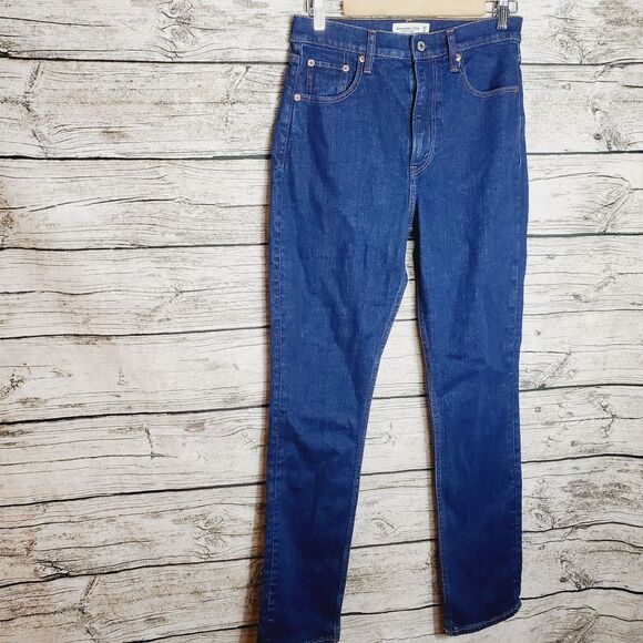 Abercrombie Fitch The Slim Straight Ultra High Rise Jeans Size 28/6 - Picture 1 of 6